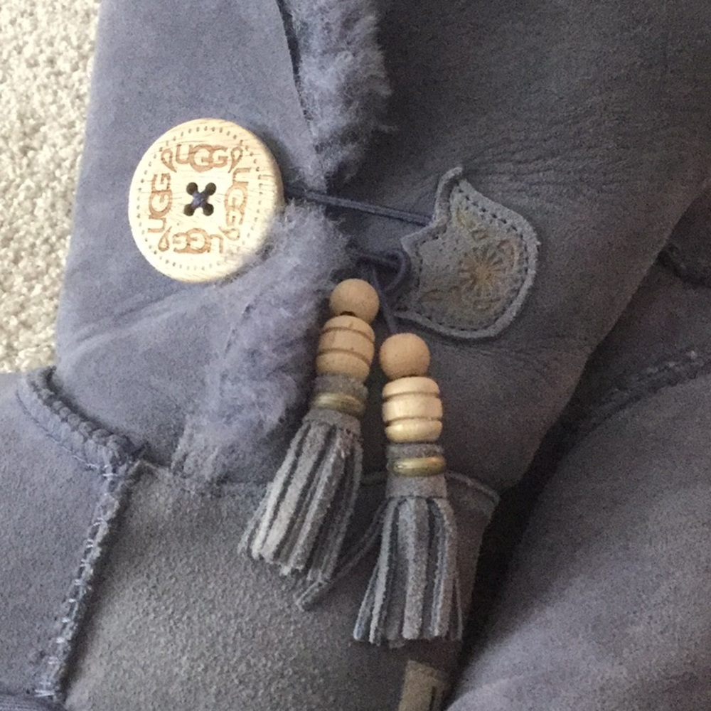 UGGS button boots - Picture 6 of 6